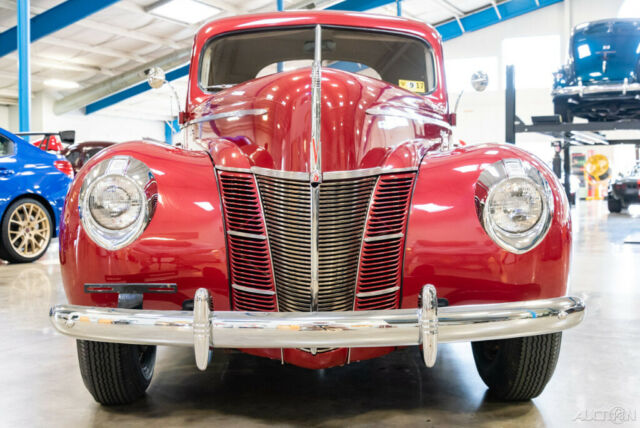 Ford Deluxe 1940 image number 32