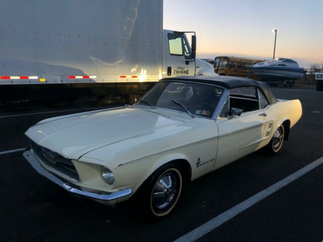 Ford Mustang 1967 image number 20