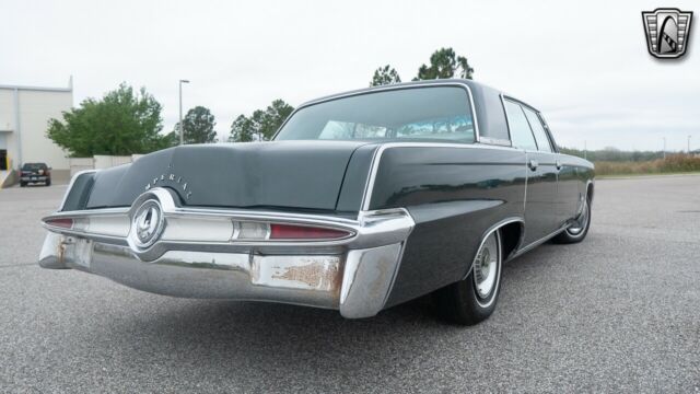 Chrysler Imperial 1964 image number 18