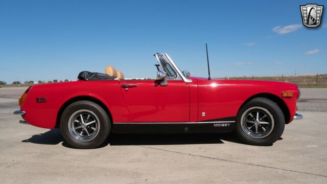 MG Midget 1974 image number 15