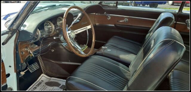 Ford Thunderbird 1963 image number 14