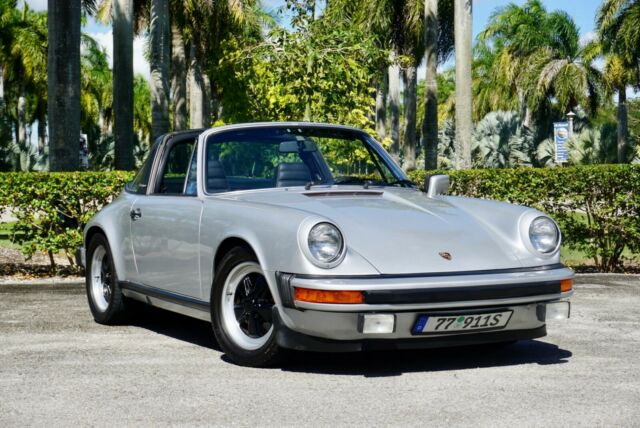 Porsche 911 1977 image number 2