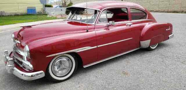 Chevrolet Fleetline 1950 image number 0