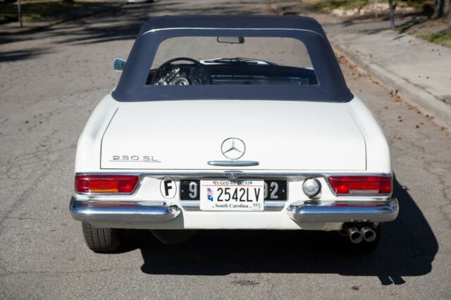 Mercedes-Benz SL-Class 1964 image number 27