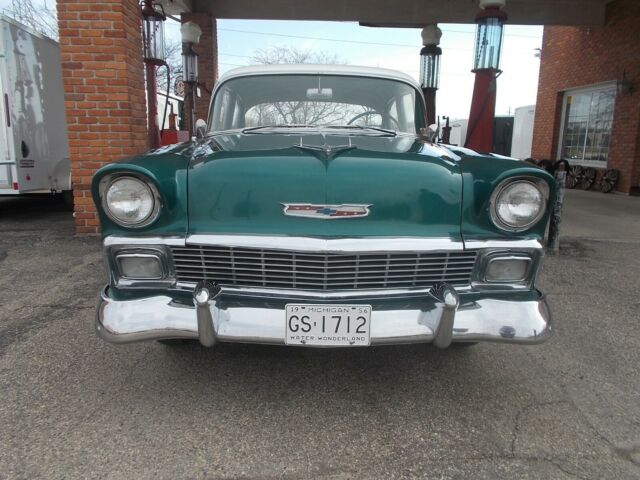 Chevrolet Bel Air/150/210 1956 image number 2