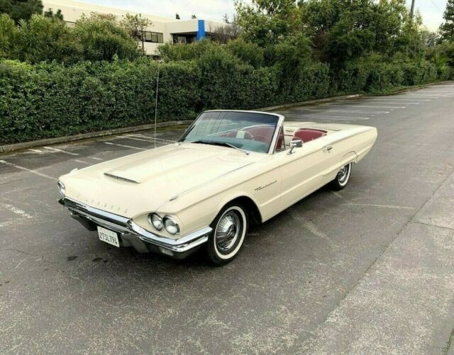 Ford Thunderbird 1964 image number 0