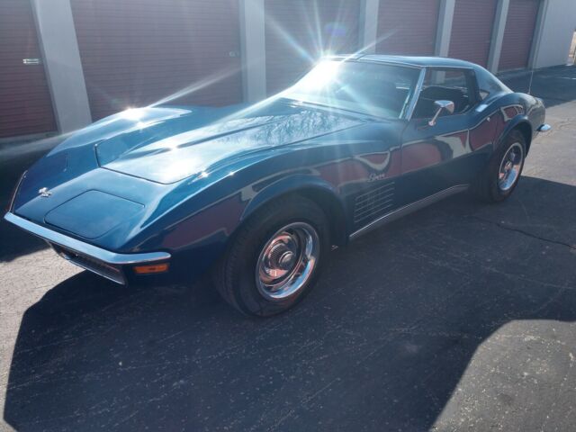 Chevrolet Corvette 1972 image number 16