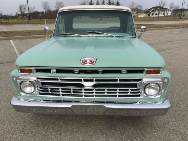 Ford F-100 1966 image number 2