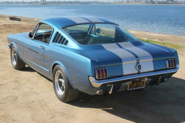 Ford Mustang 1965 image number 15