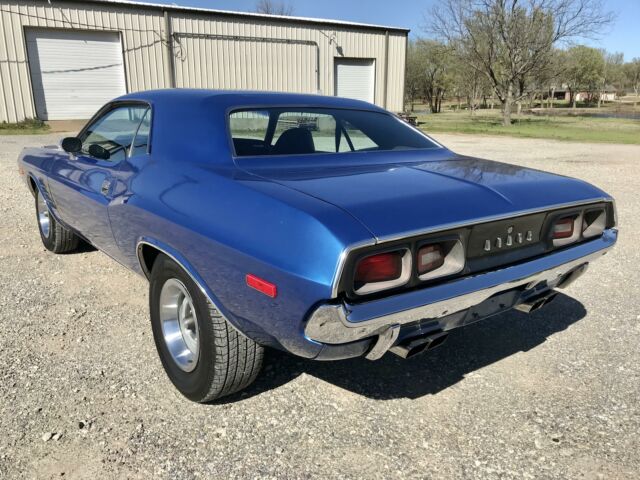 Dodge Challenger 1972 image number 2