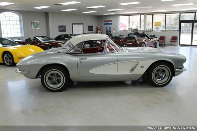 Chevrolet Corvette 1962 image number 9