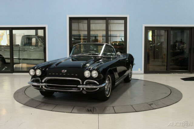 Chevrolet Corvette 1962 image number 0