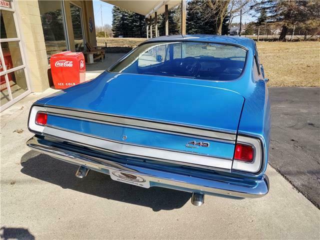 Plymouth Barracuda Fastback 1968 image number 22