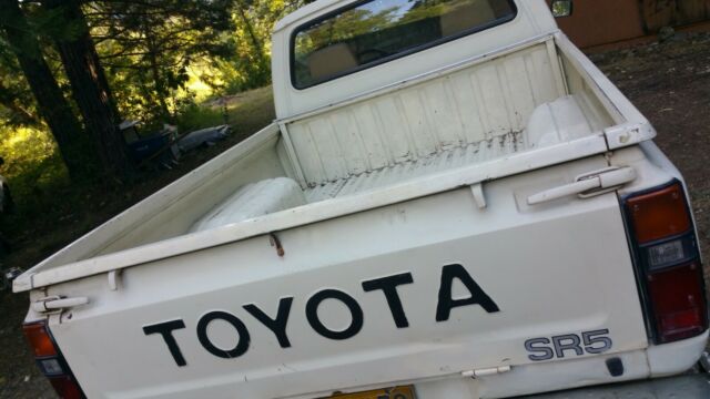 Toyota Pickup 1979 image number 14