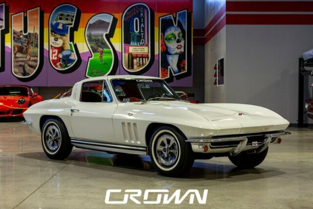 Chevrolet Corvette 1965 image number 21