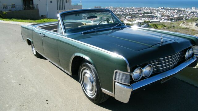 Lincoln Continental 1965 image number 1