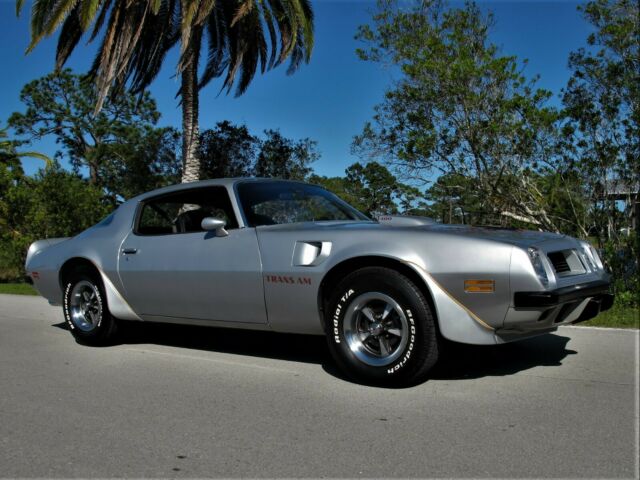 Pontiac Trans Am 1975 image number 4