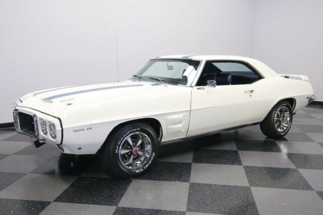 Pontiac Firebird 1969 image number 30