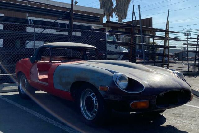 Jaguar E-Type 1970 image number 27