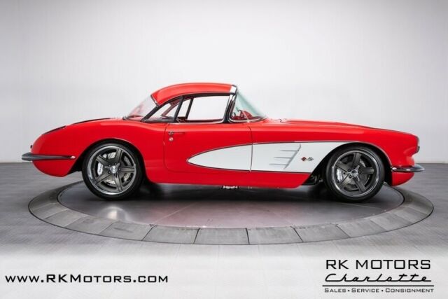 Chevrolet Corvette 1958 image number 14