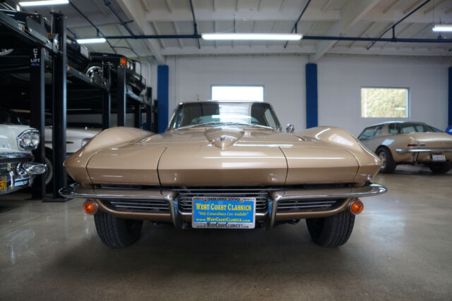 Chevrolet Corvette 327/300HP V8 Coupe 1964 image number 10