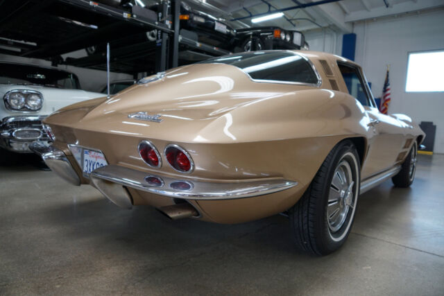 Chevrolet Corvette 327/300HP V8 Coupe 1964 image number 41