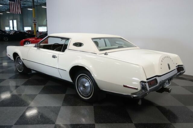 Lincoln Continental 1972 image number 33