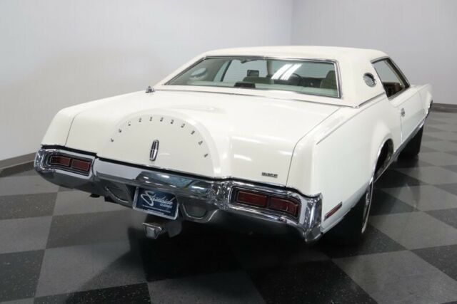 Lincoln Continental 1972 image number 36