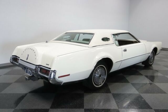 Lincoln Continental 1972 image number 37