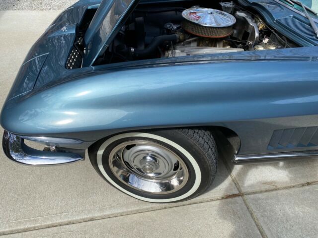 Chevrolet Corvette 1967 image number 1