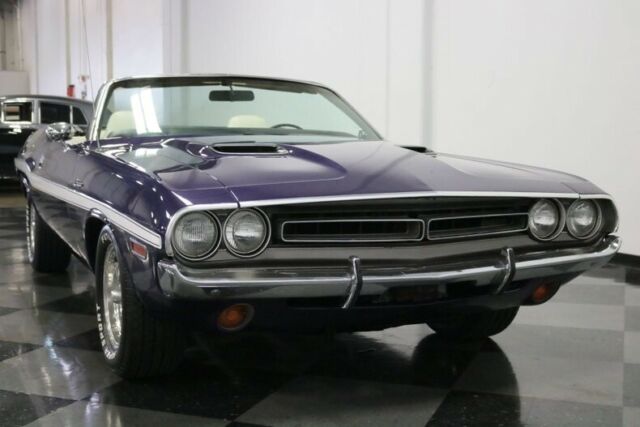 Dodge Challenger 1971 image number 18