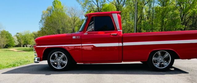 Chevrolet C-10 1965 image number 1