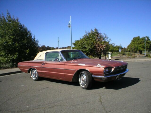 Ford Thunderbird 1966 image number 1