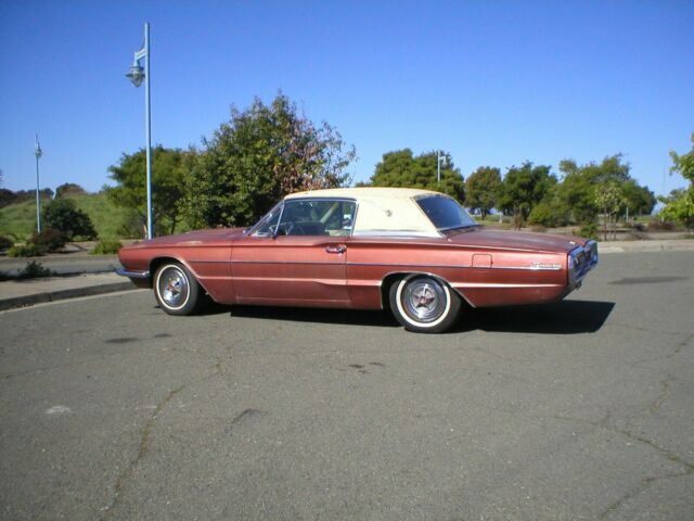 Ford Thunderbird 1966 image number 25