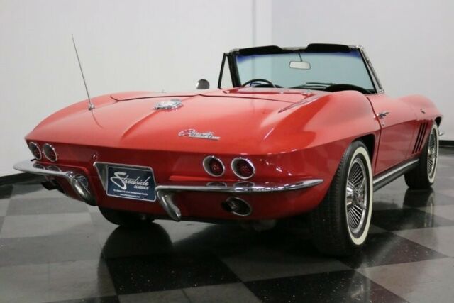 Chevrolet Corvette 1965 image number 12