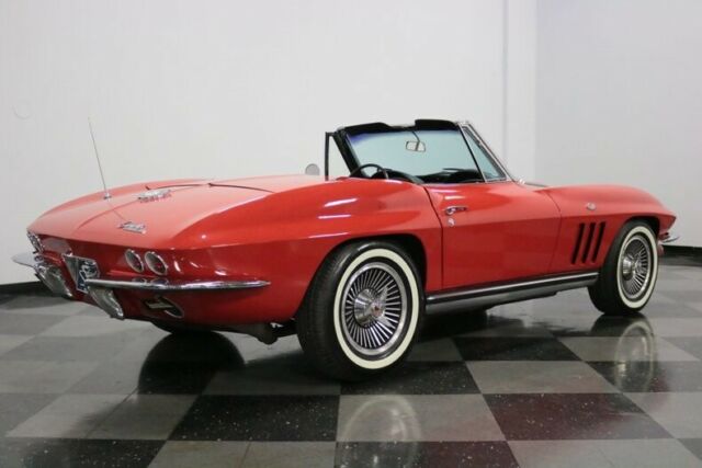 Chevrolet Corvette 1965 image number 13