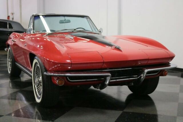 Chevrolet Corvette 1965 image number 18