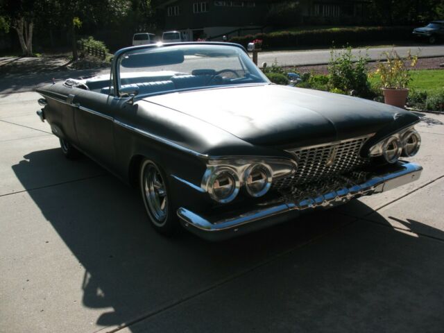 Plymouth Fury 1961 image number 28