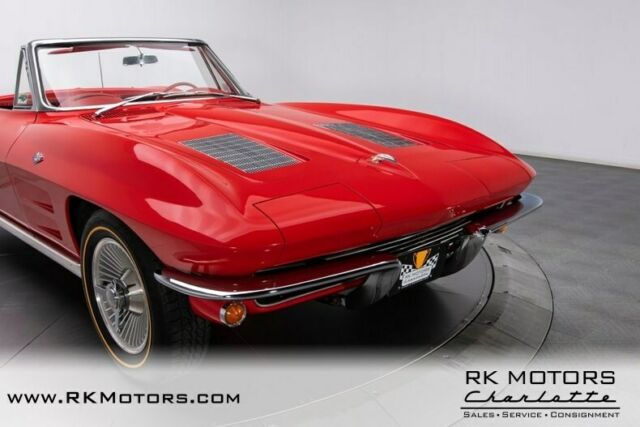 Chevrolet Corvette 1963 image number 22