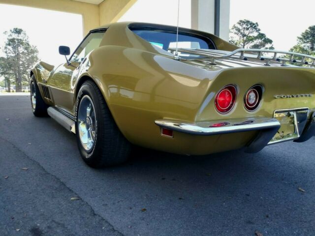 Chevrolet Corvette 1969 image number 14