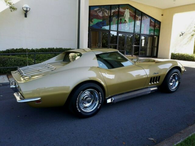 Chevrolet Corvette 1969 image number 23