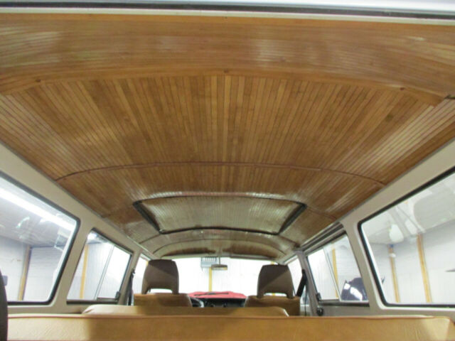 Volkswagen Bus/Vanagon 1978 image number 18