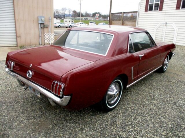 Ford Mustang 1965 image number 29