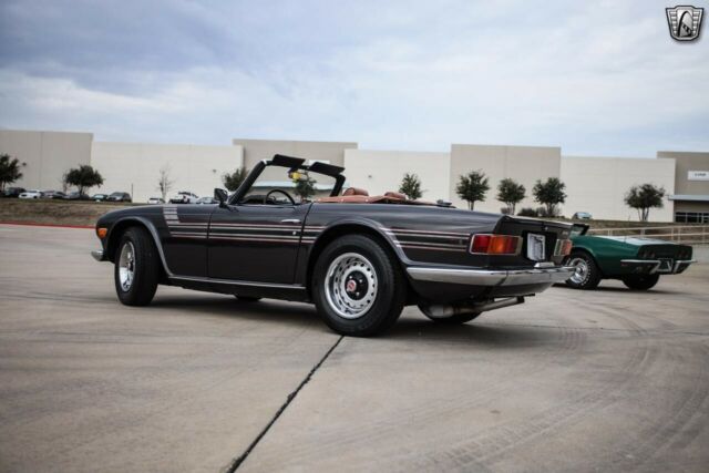 Triumph TR-6 1972 image number 12