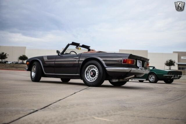 Triumph TR-6 1972 image number 13