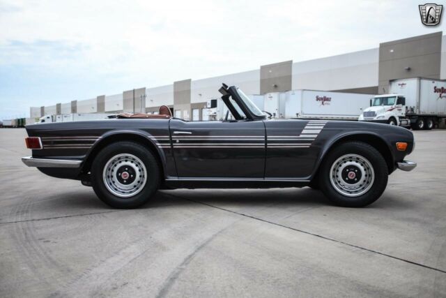 Triumph TR-6 1972 image number 21