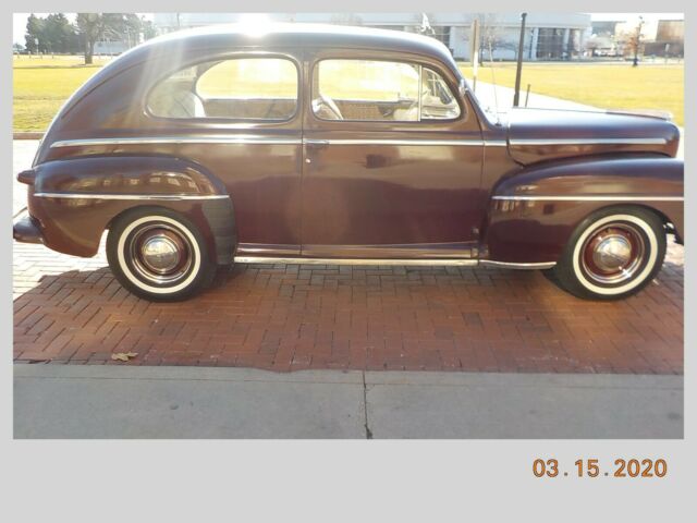 Ford Super Deluxe 1948 image number 21