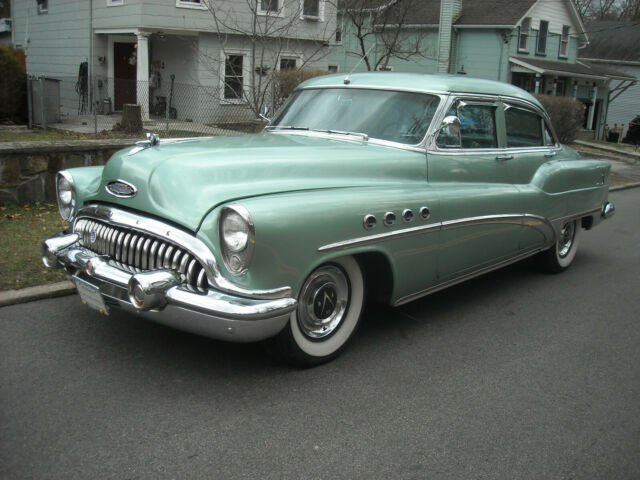 Buick Roadmaster 1953 image number 1