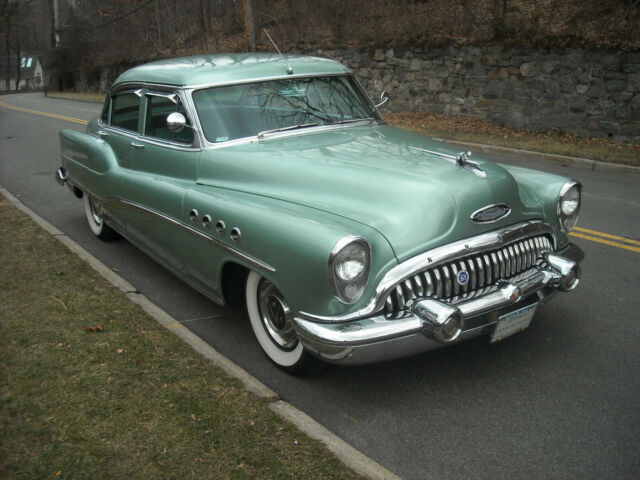 Buick Roadmaster 1953 image number 18