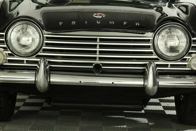 Triumph TR4 1967 image number 32